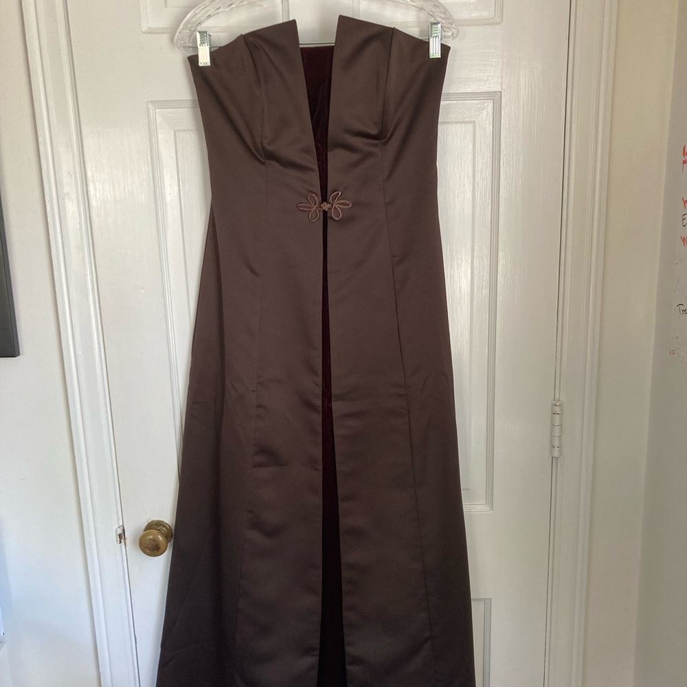 De Lara by Sheila Yen Gown
